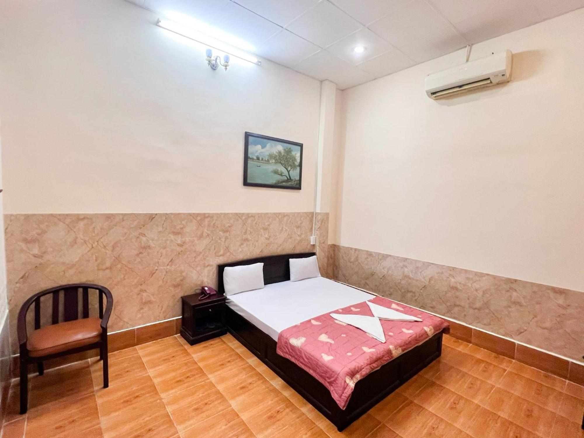 Hotel Khach San Nam Do 1 à Cần Thơ Extérieur photo